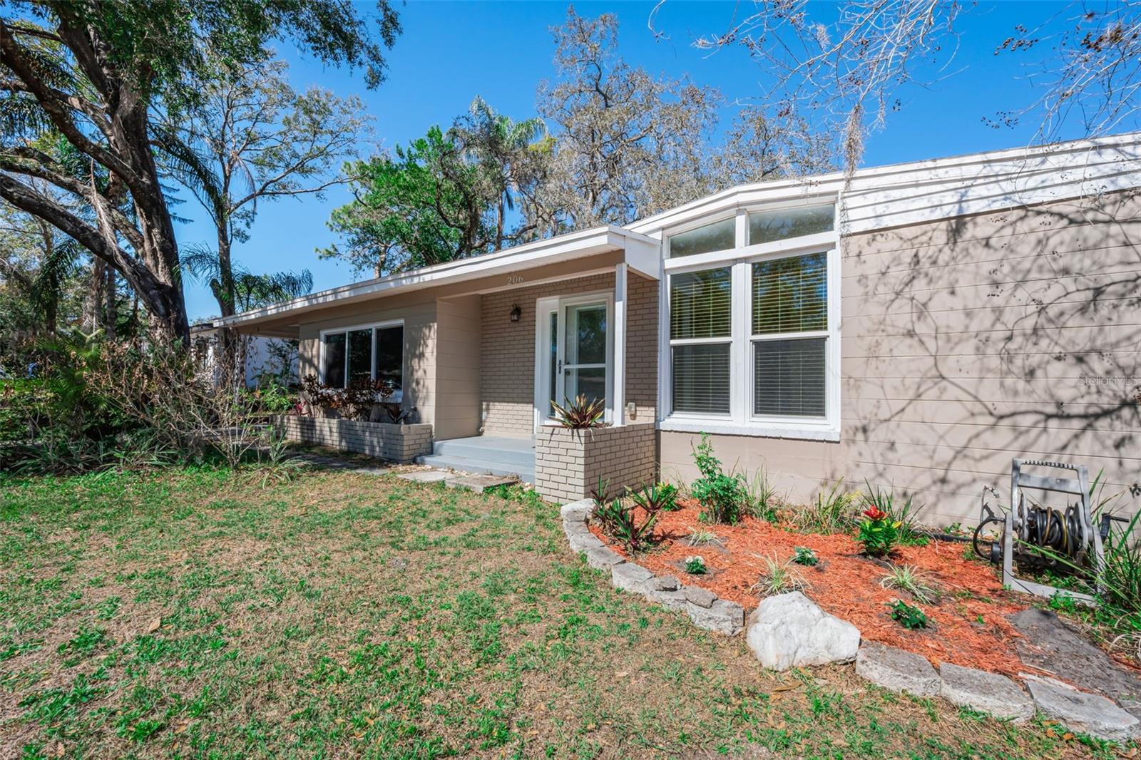 Image 6 of 45 For 206 Linda Avenue