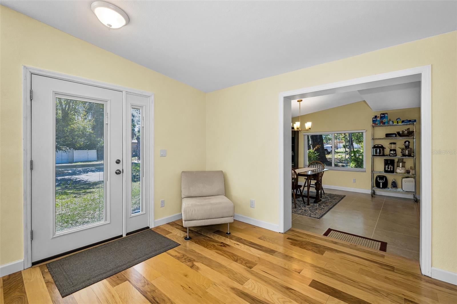 Image 9 of 45 For 206 Linda Avenue