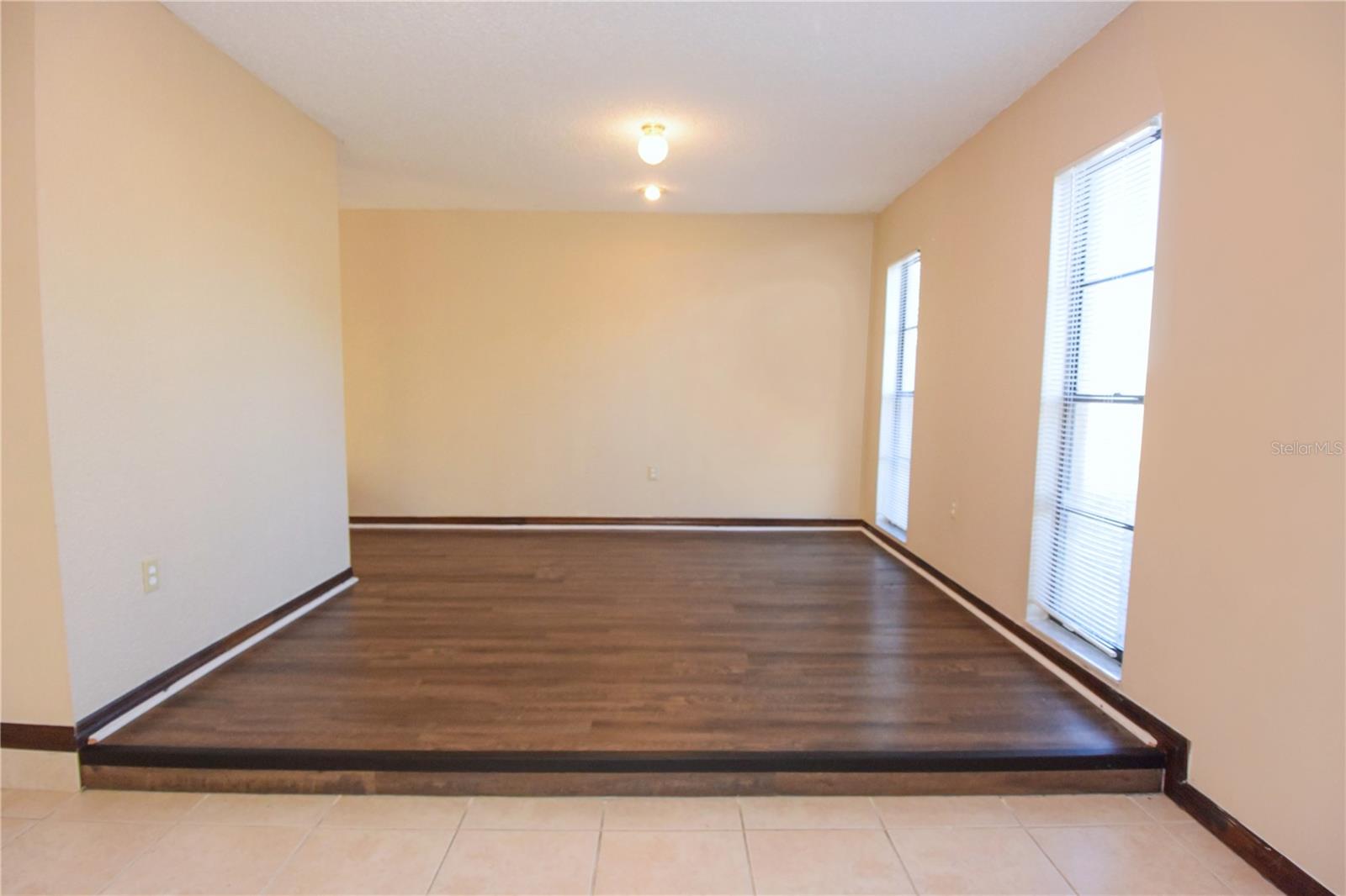 Image 12 of 52 For 1382 Valiant Avenue