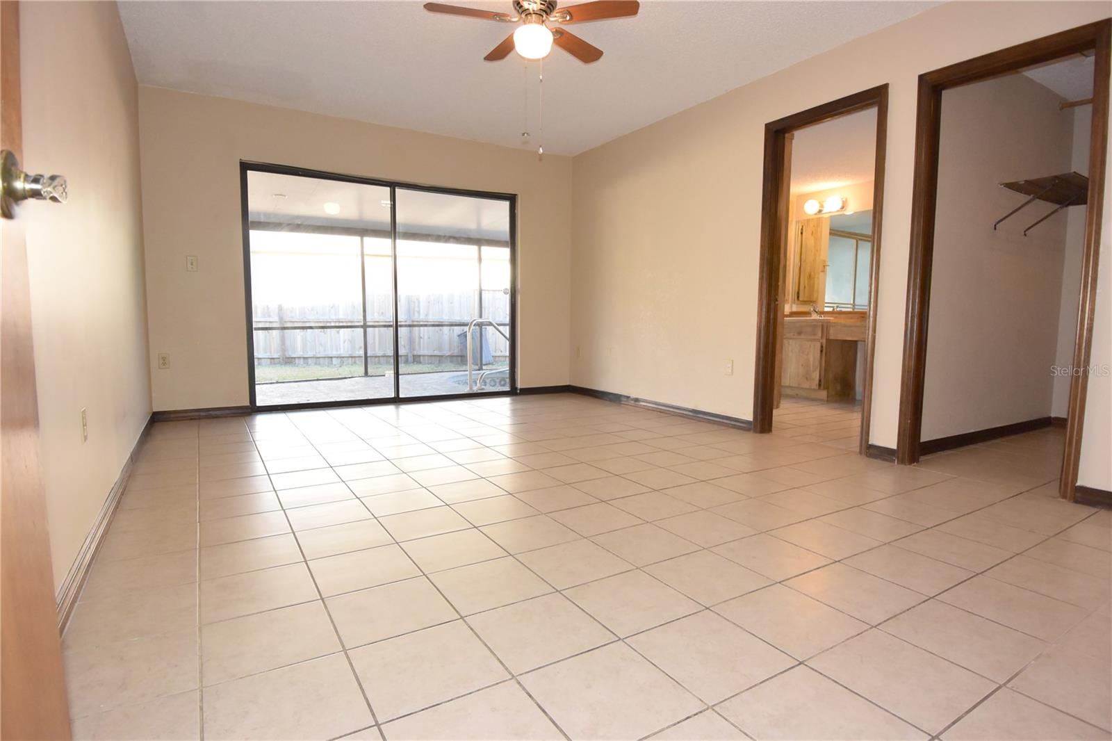 Image 24 of 52 For 1382 Valiant Avenue