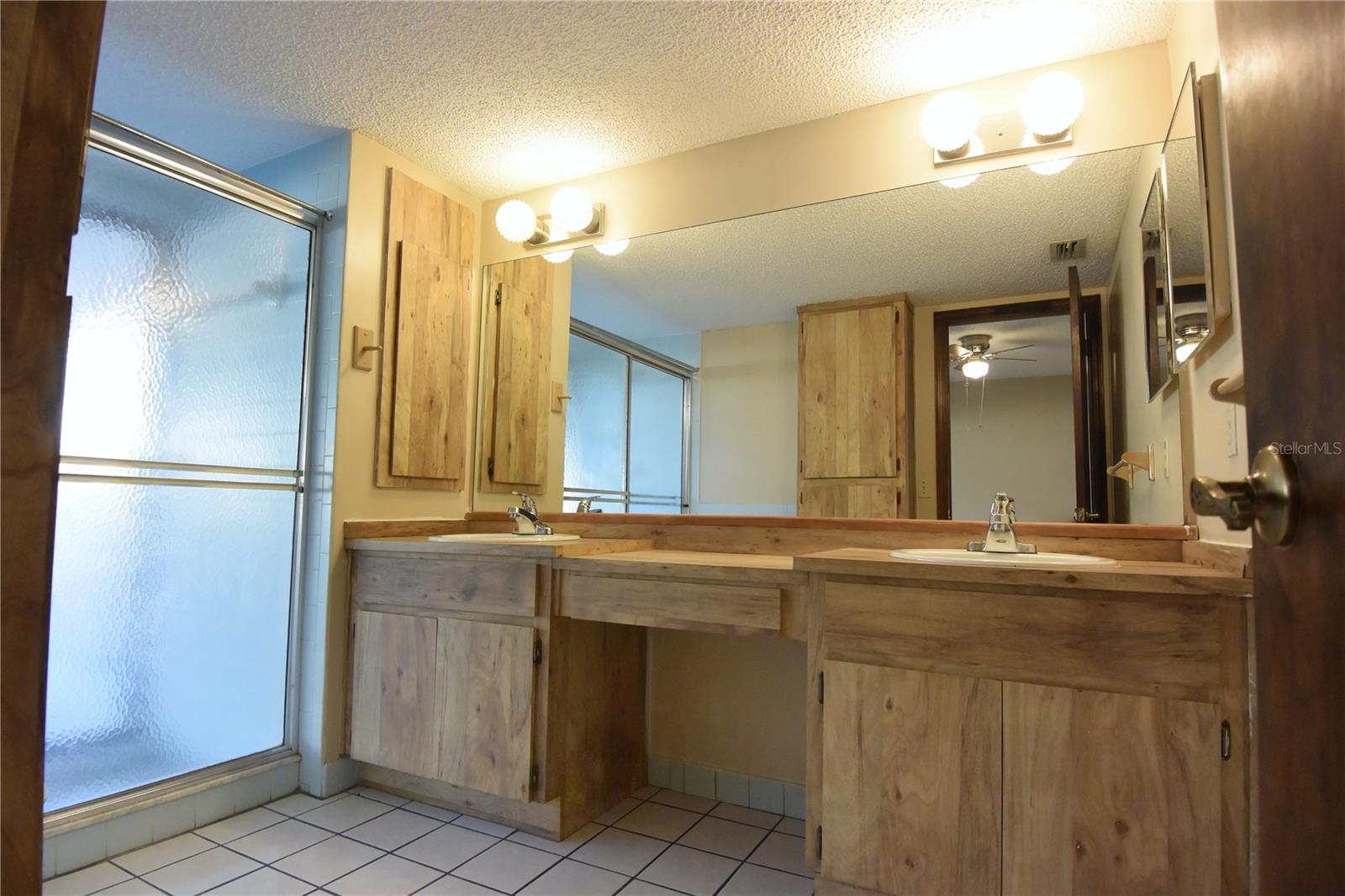 Image 29 of 52 For 1382 Valiant Avenue