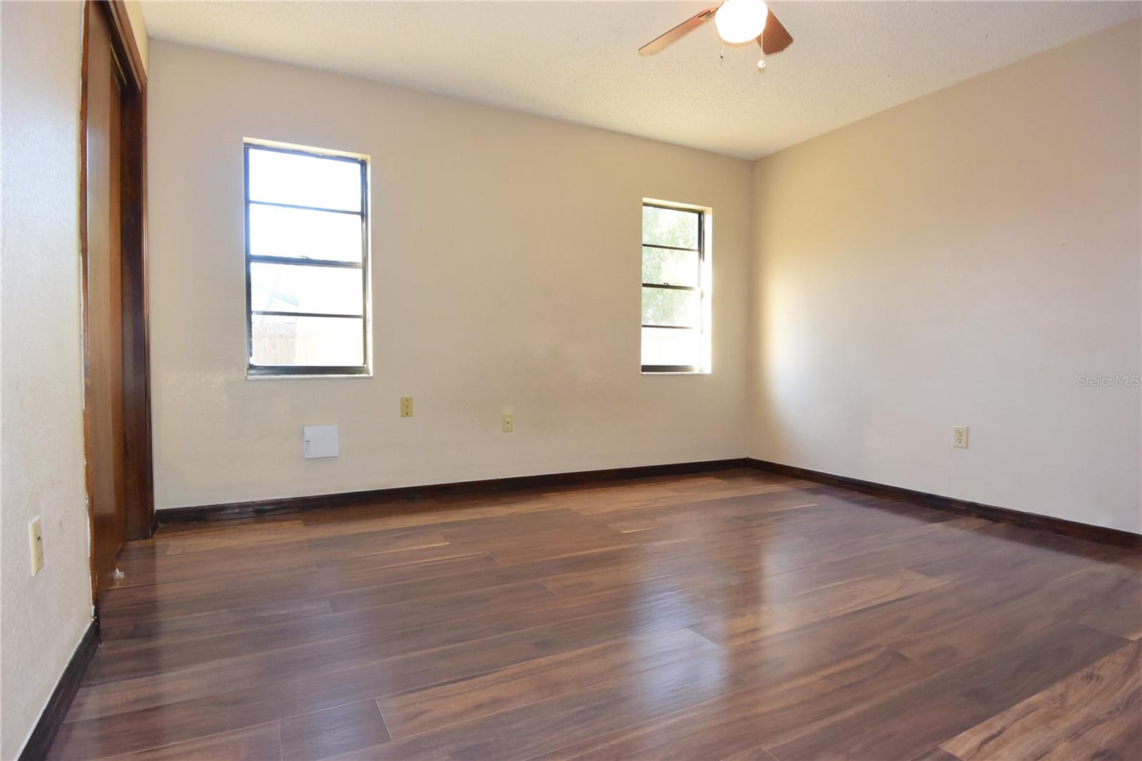 Image 38 of 52 For 1382 Valiant Avenue