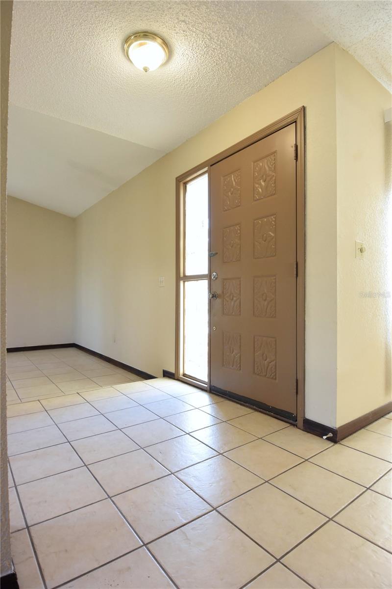 Image 6 of 52 For 1382 Valiant Avenue