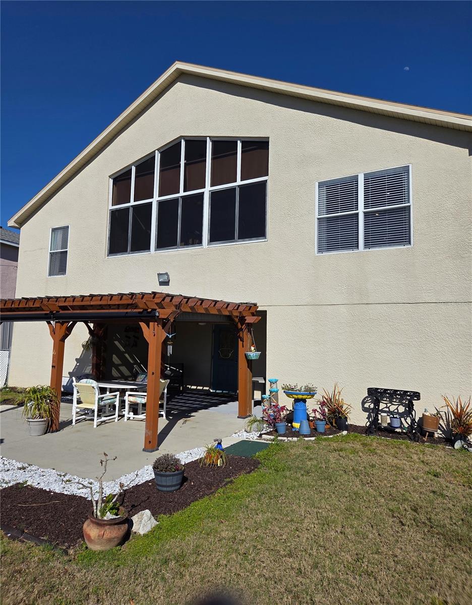 Image 4 of 20 For 6719 Manor Beach