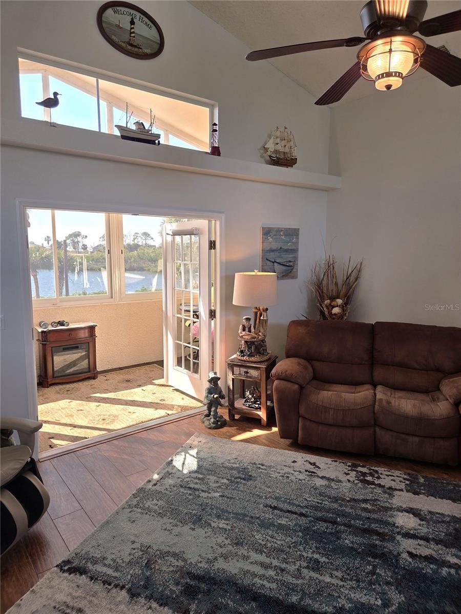 Image 9 of 20 For 6719 Manor Beach