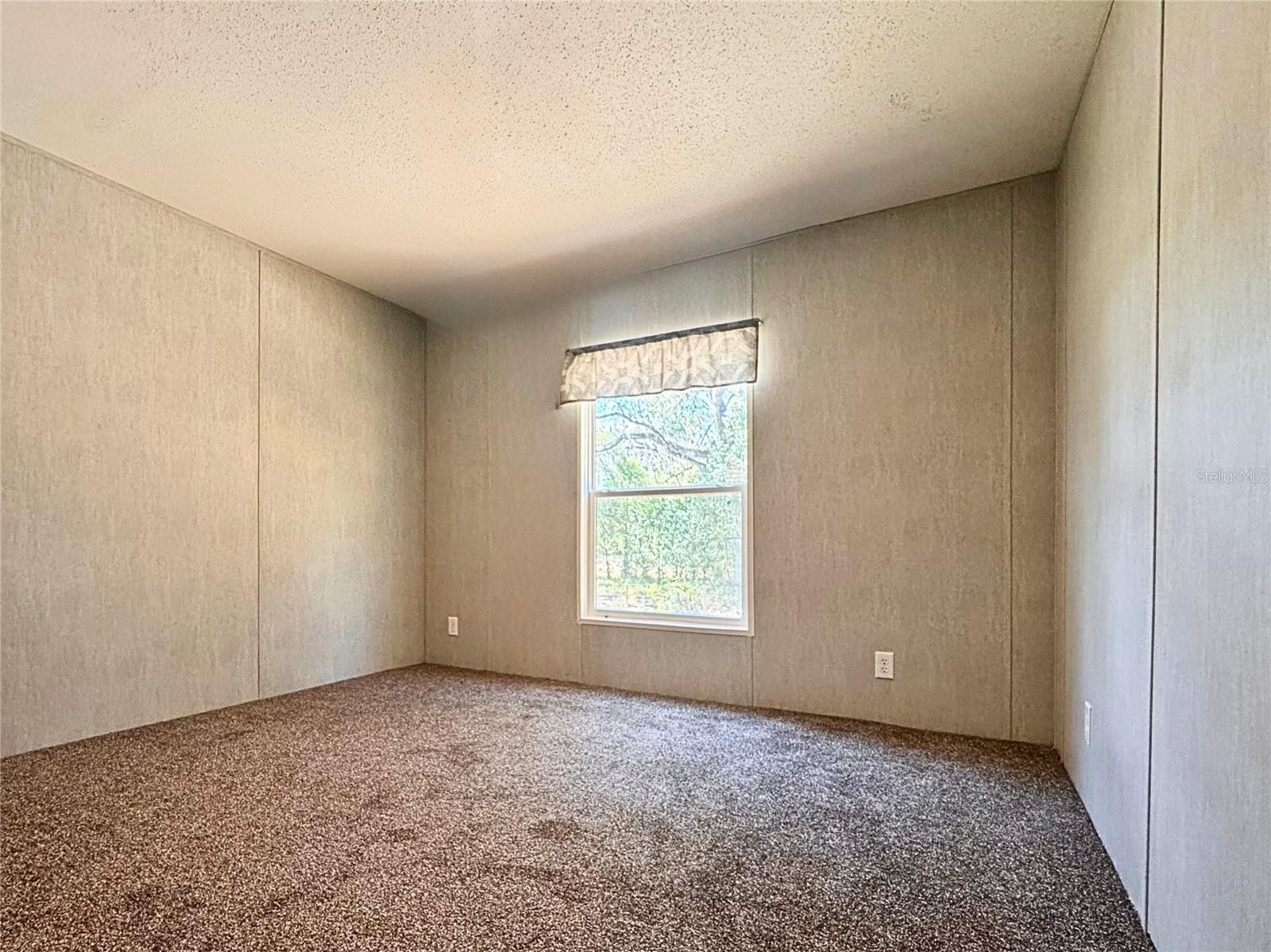 Image 12 of 18 For 15561 Wilson Boulevard