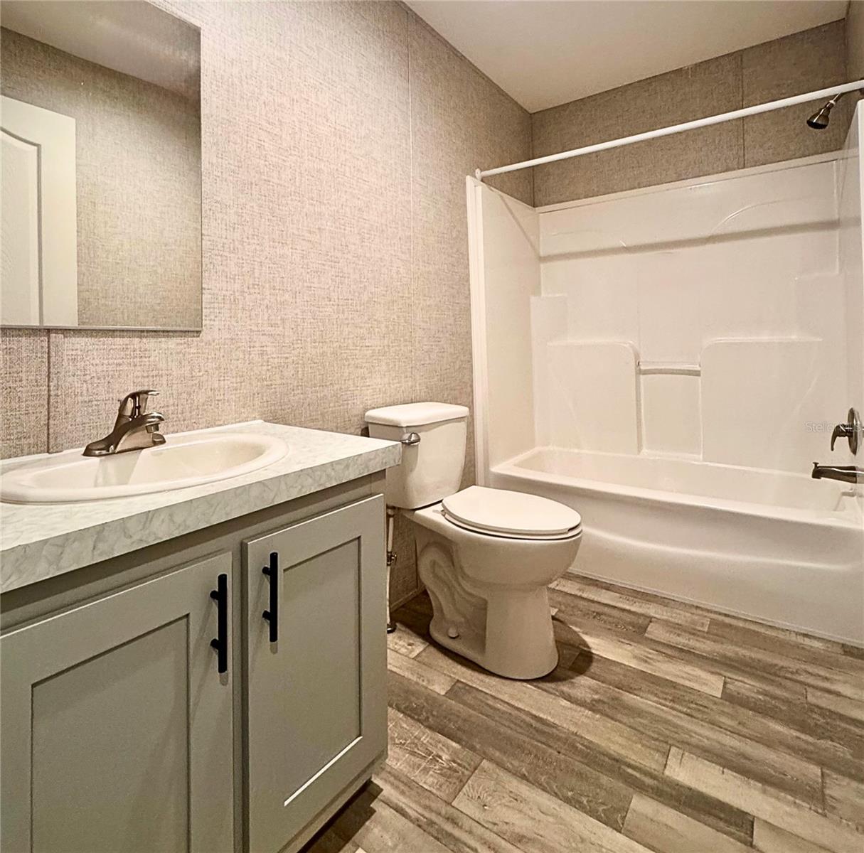 Image 13 of 18 For 15561 Wilson Boulevard