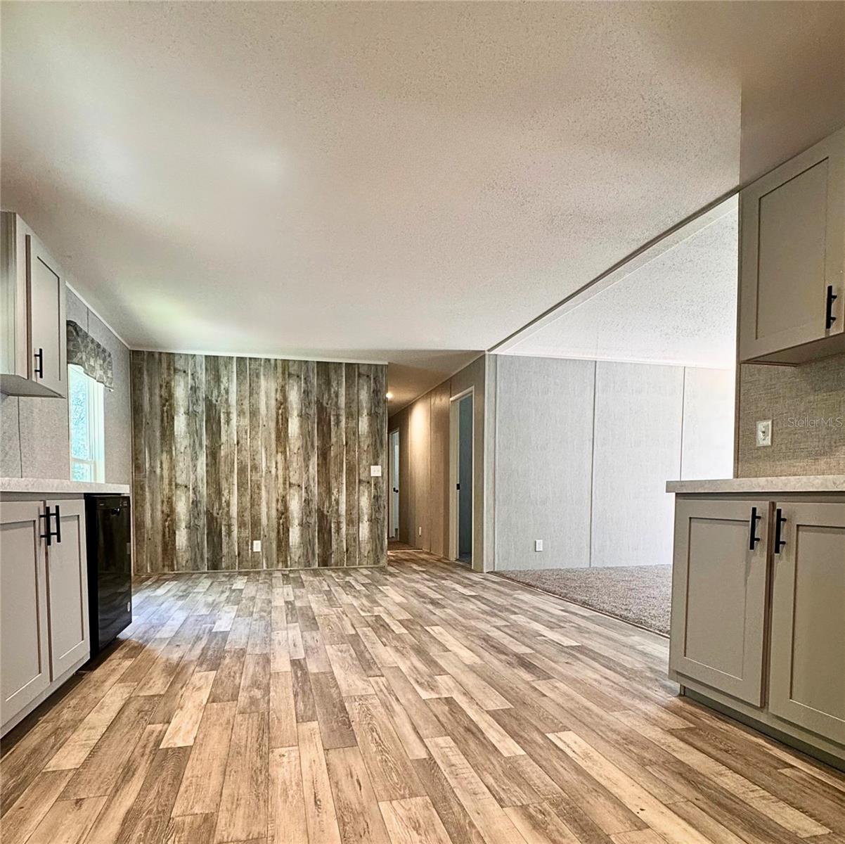 Image 7 of 18 For 15561 Wilson Boulevard