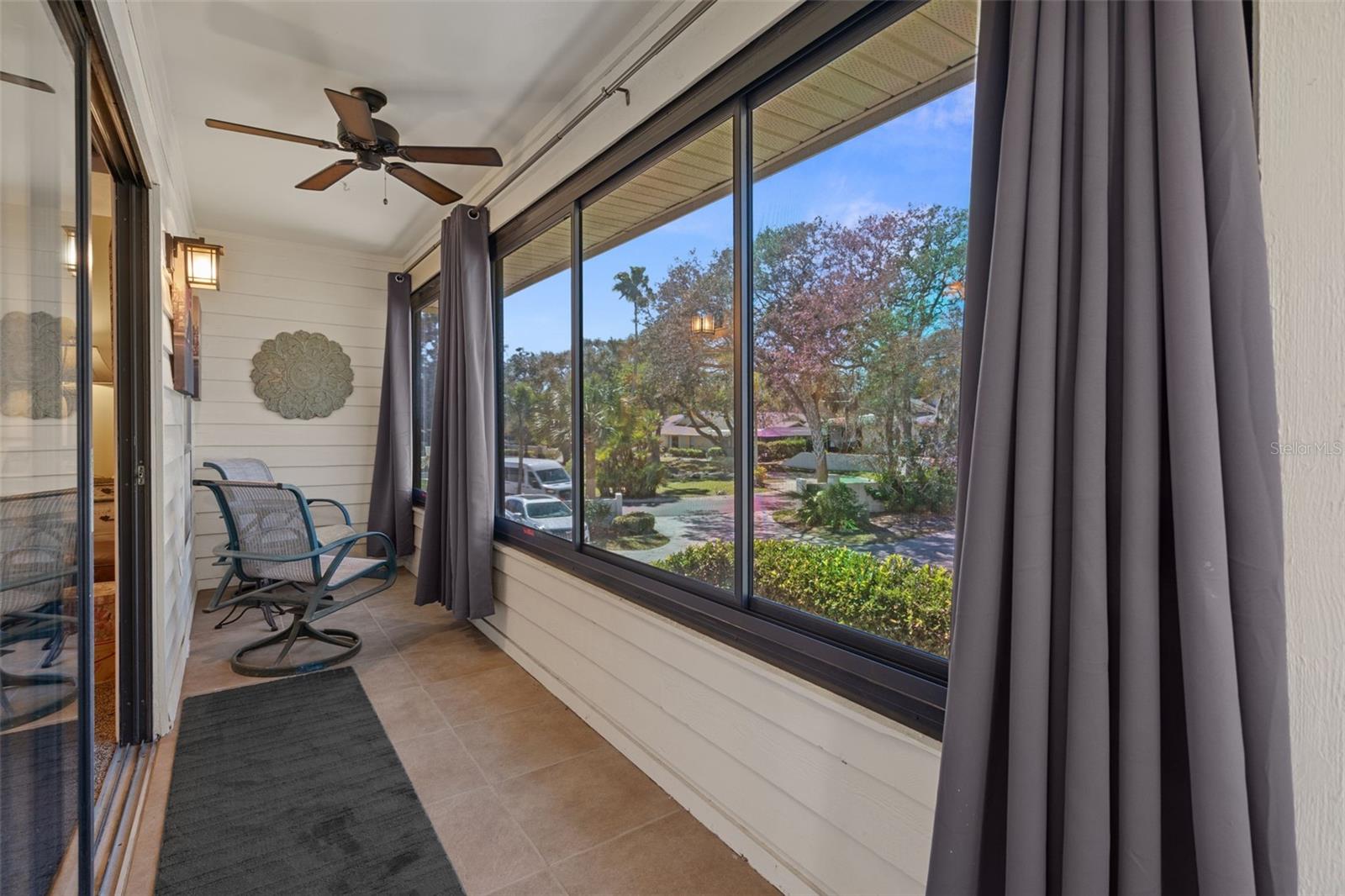 Image 31 of 44 For 115 Colony South Drive