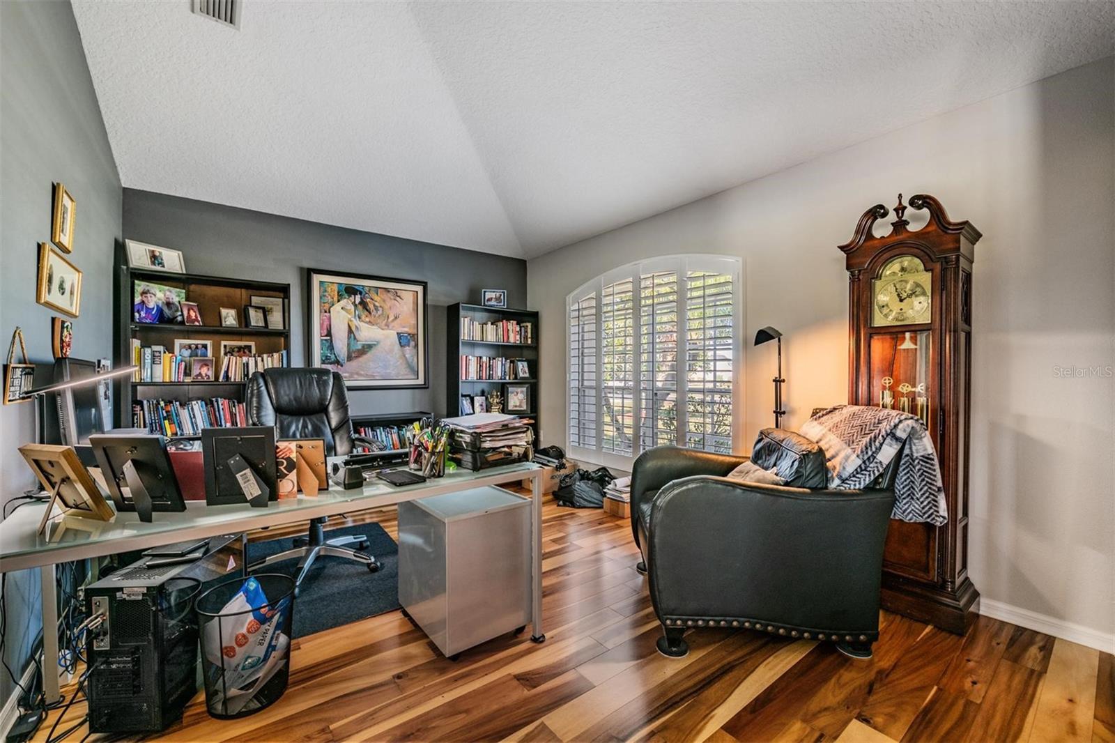 Image 13 of 51 For 1751 Lakestone Drive