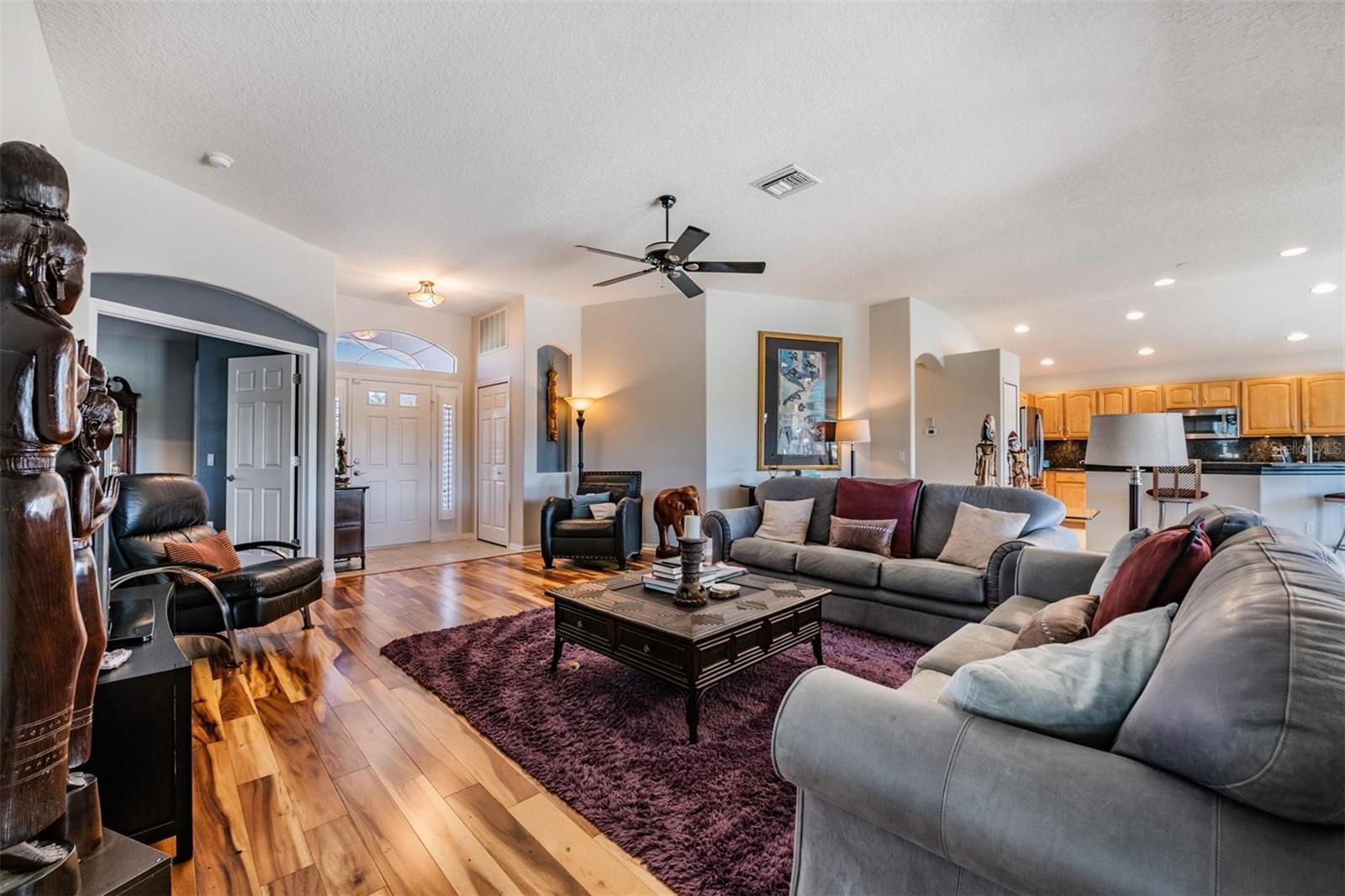 Image 7 of 51 For 1751 Lakestone Drive