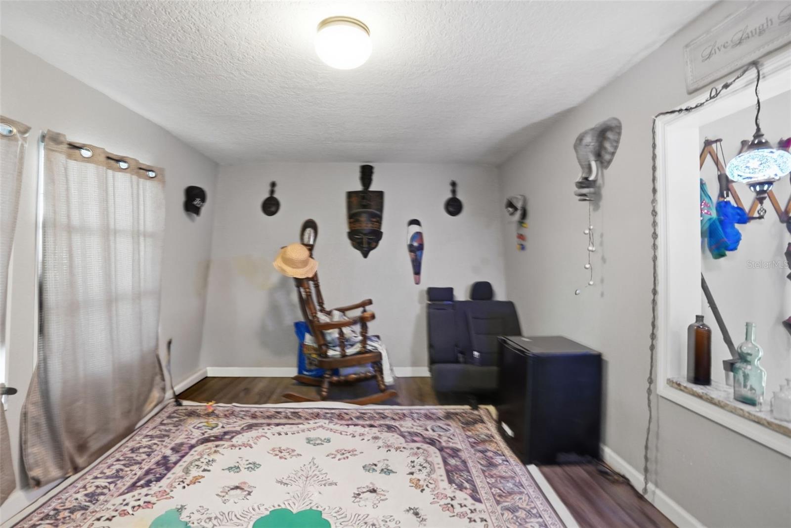 Image 10 of 30 For 11311 Altoona Avenue