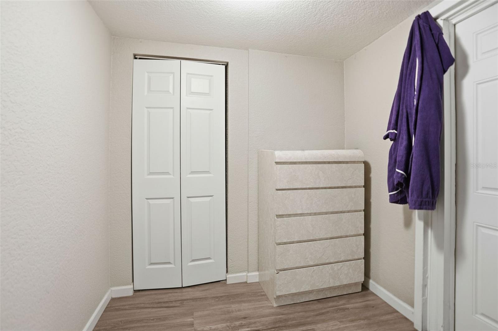 Image 15 of 30 For 11311 Altoona Avenue