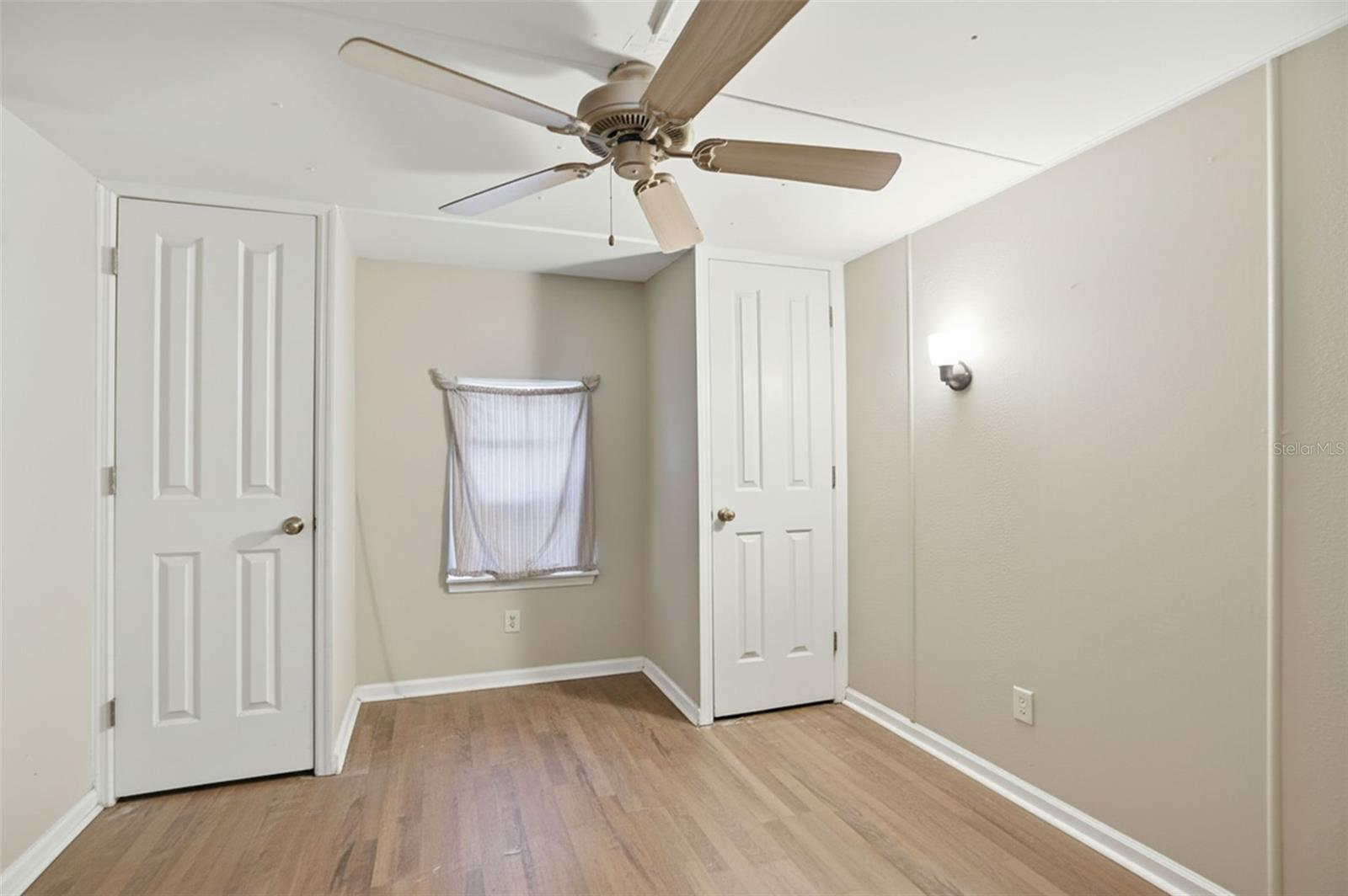 Image 17 of 30 For 11311 Altoona Avenue