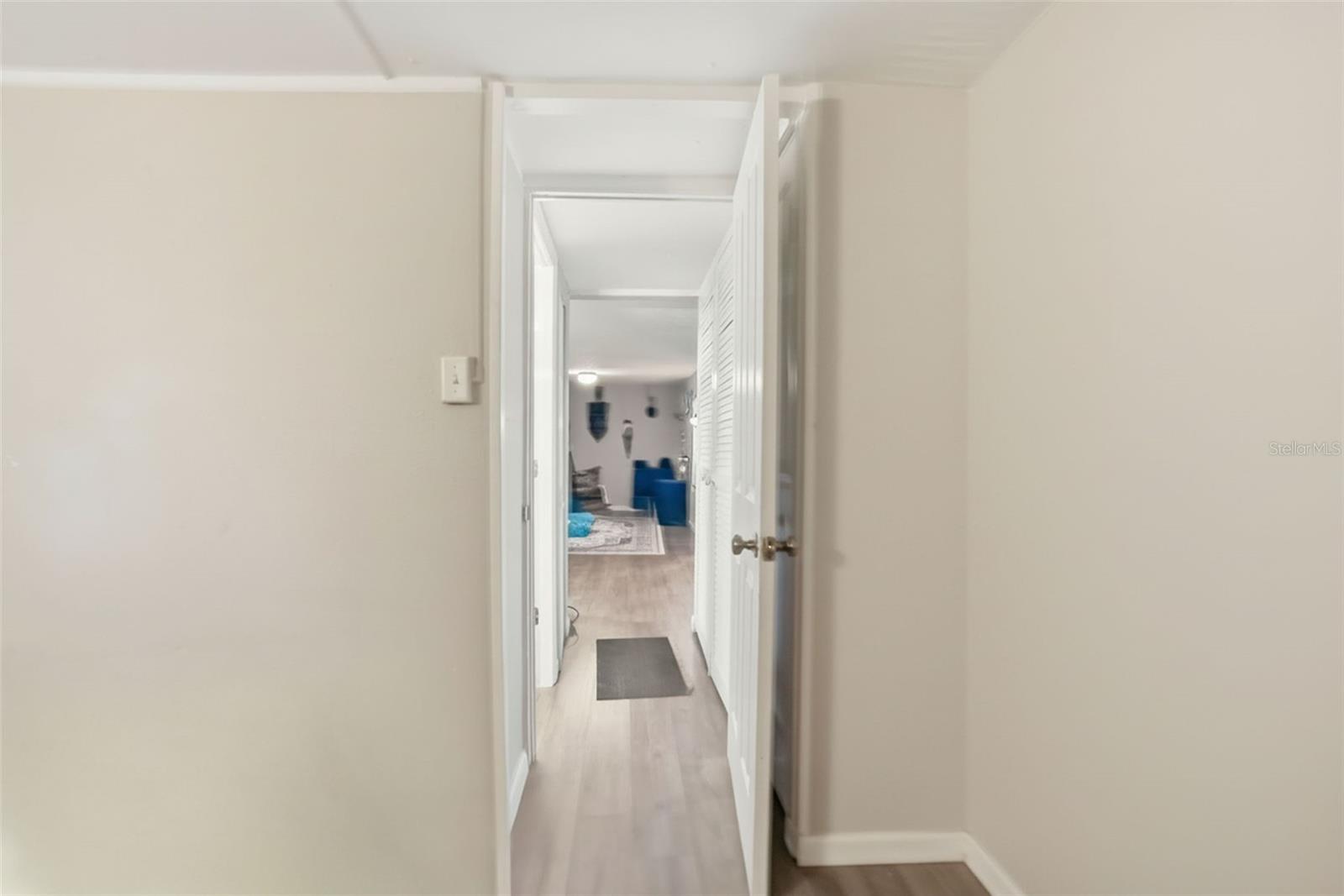 Image 18 of 30 For 11311 Altoona Avenue