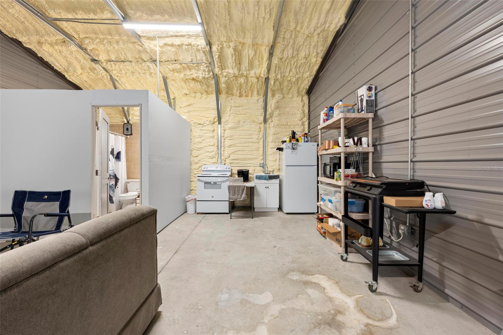 Image 17 of 48 For 13366 Glory Lane