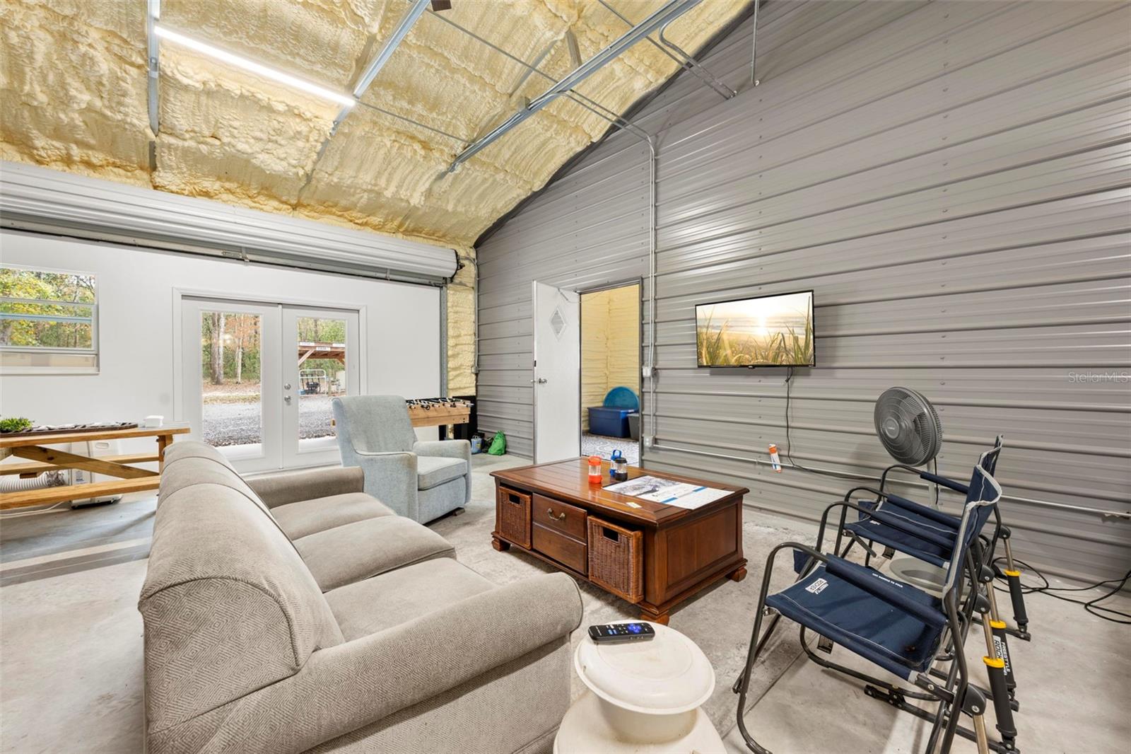 Image 19 of 48 For 13366 Glory Lane