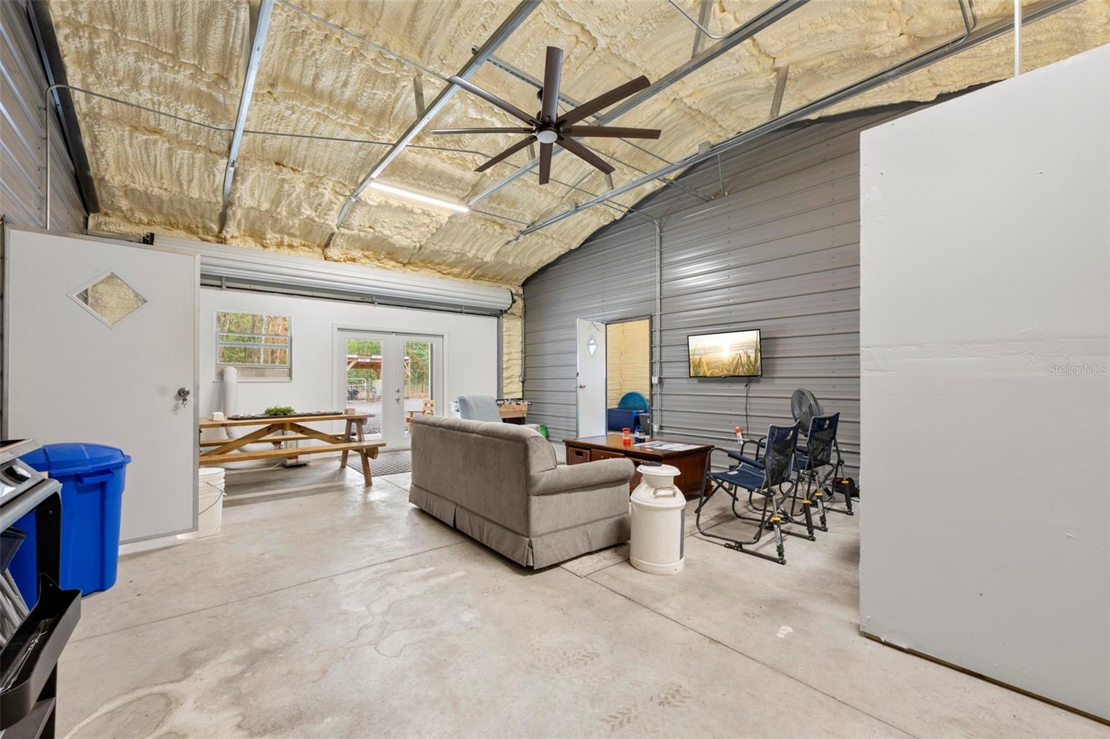 Image 25 of 48 For 13366 Glory Lane