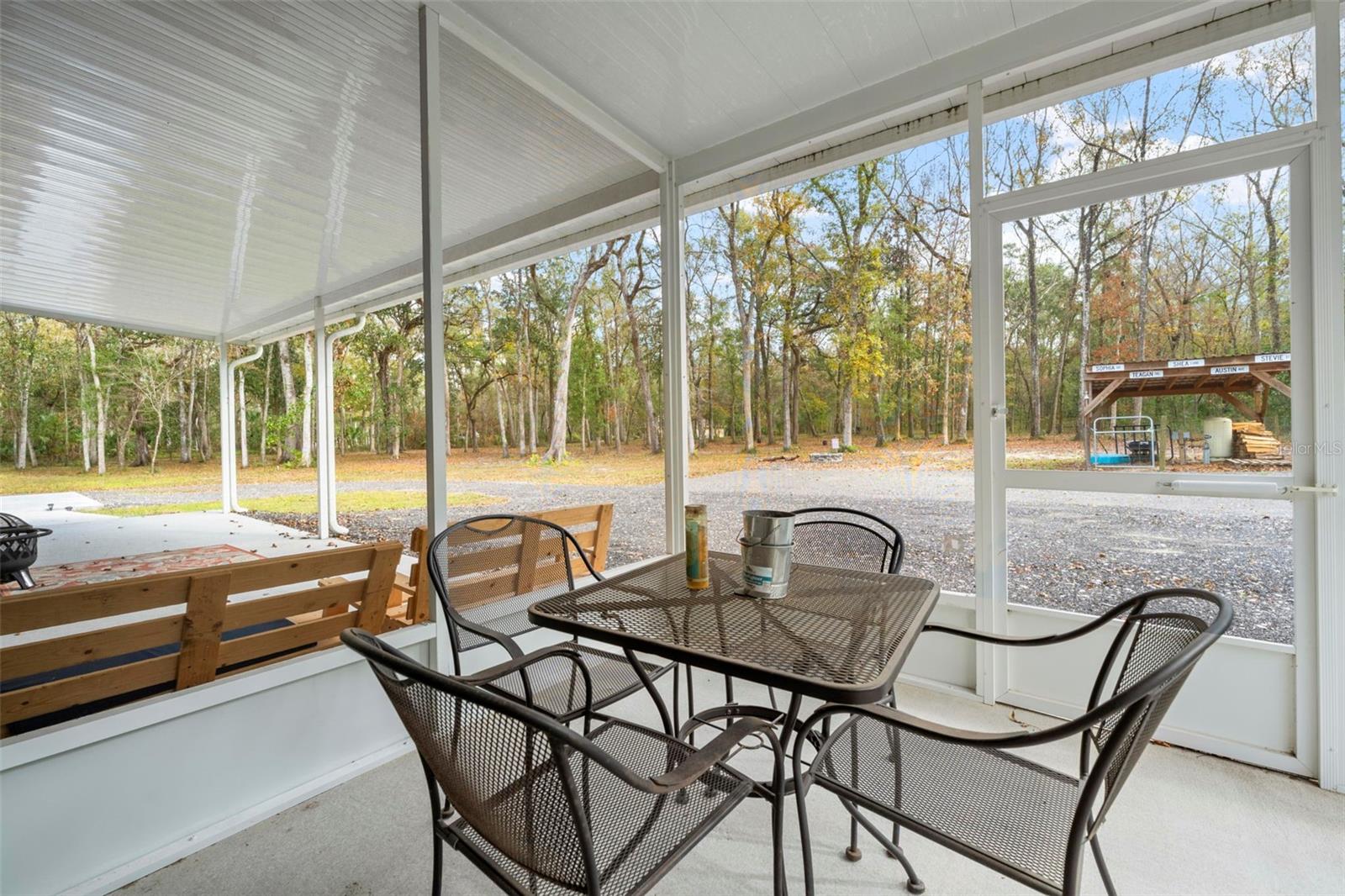 Image 32 of 48 For 13366 Glory Lane