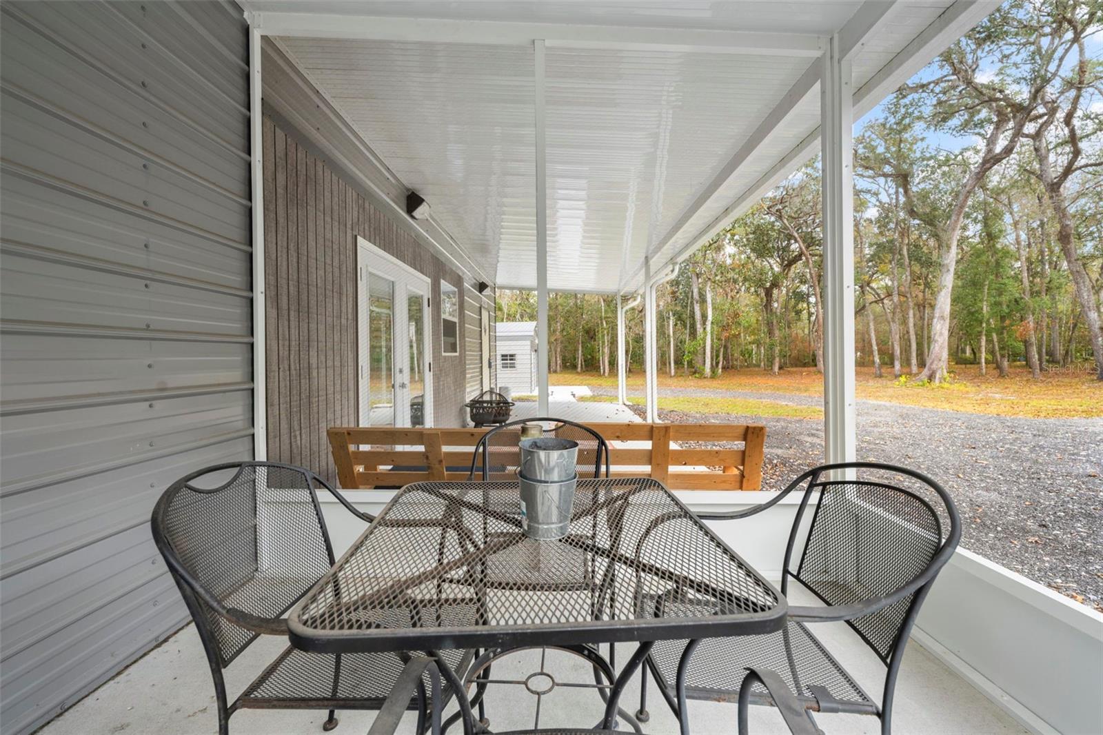 Image 33 of 48 For 13366 Glory Lane