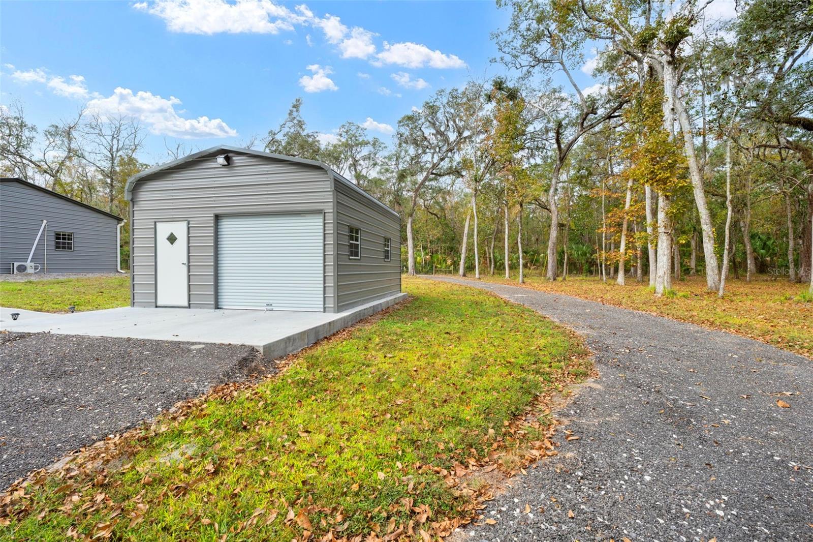 Image 42 of 48 For 13366 Glory Lane