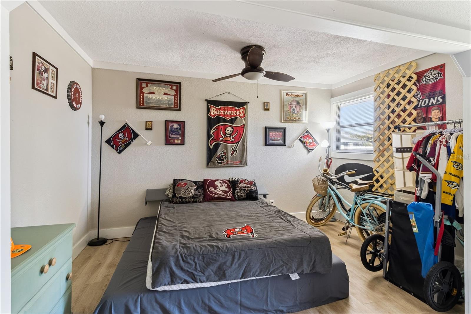 Image 12 of 37 For 4903 26th Avenue W