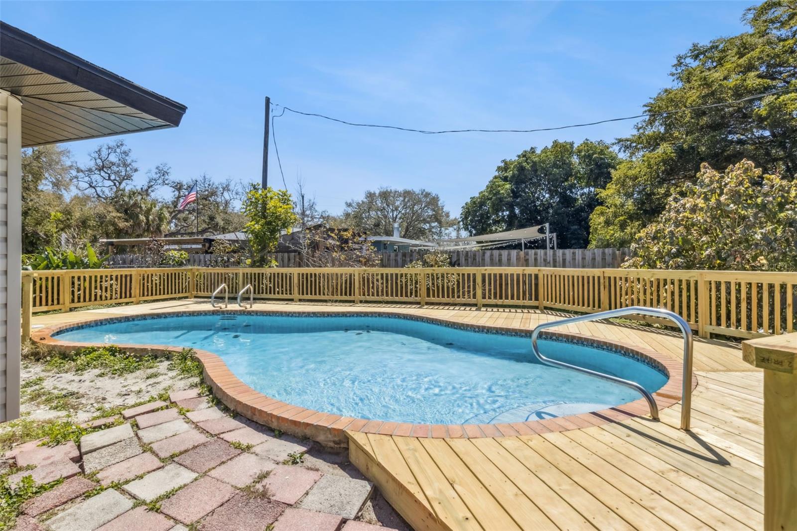 Image 2 of 37 For 4903 26th Avenue W