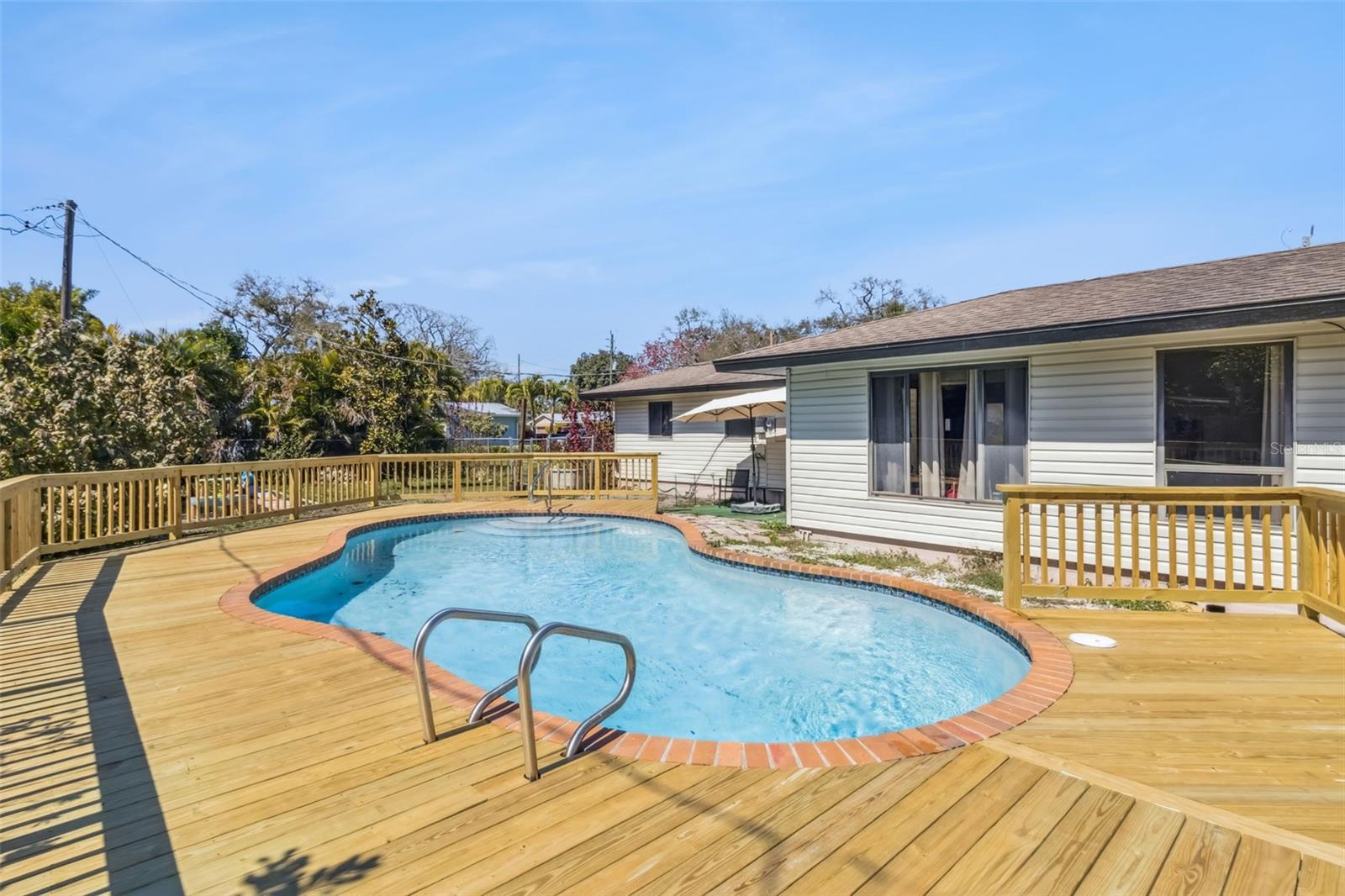 Image 24 of 37 For 4903 26th Avenue W