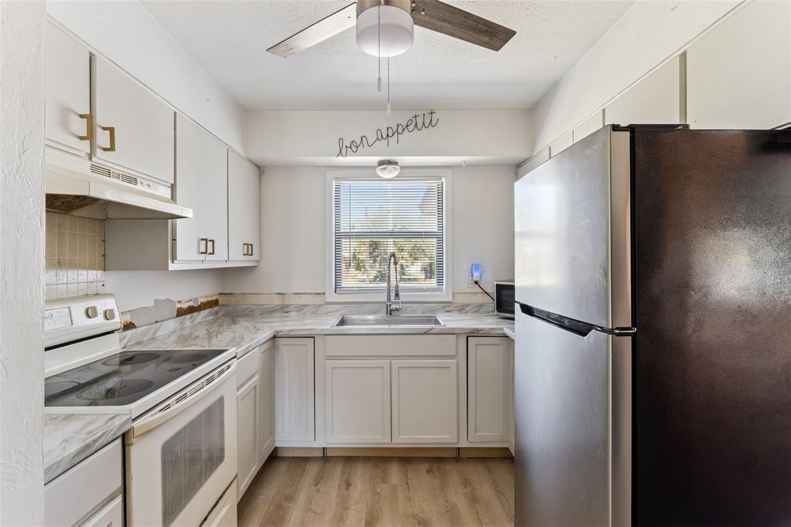 Image 4 of 37 For 4903 26th Avenue W