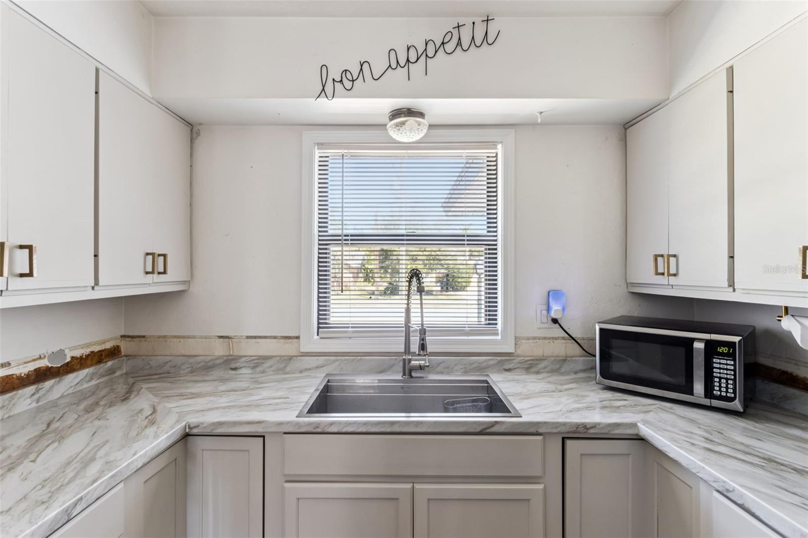 Image 8 of 37 For 4903 26th Avenue W