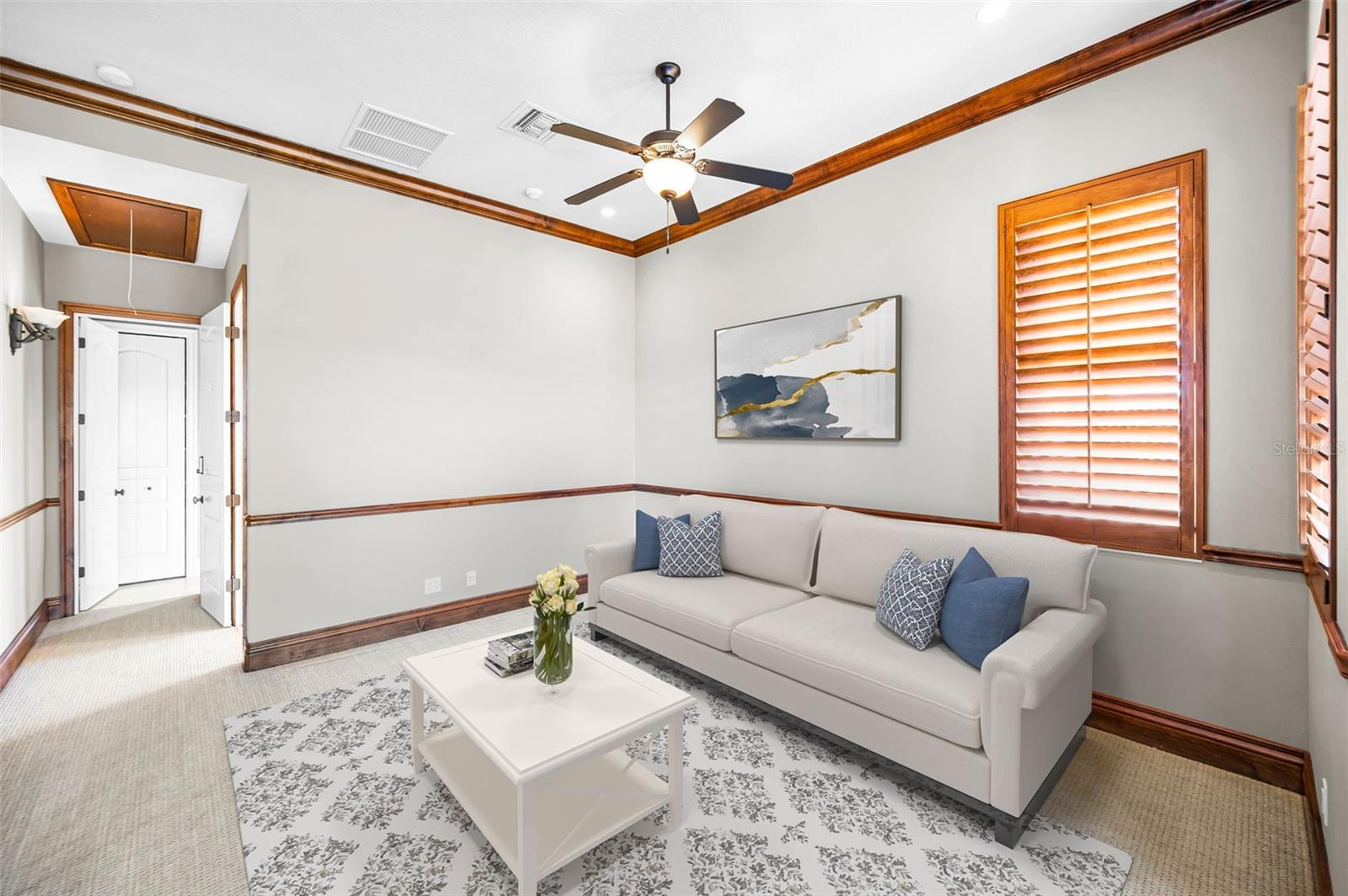 Listing photo id 47 for 9933 Milano Drive