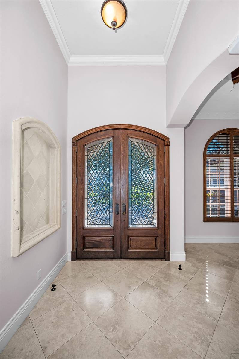 Listing photo id 4 for 9933 Milano Drive