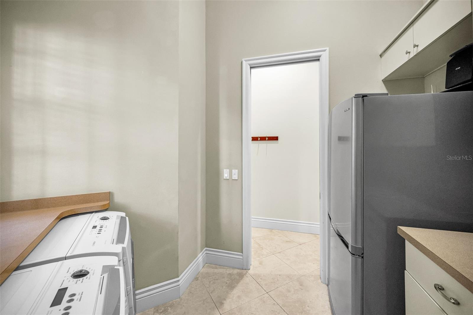 Listing photo id 72 for 9933 Milano Drive