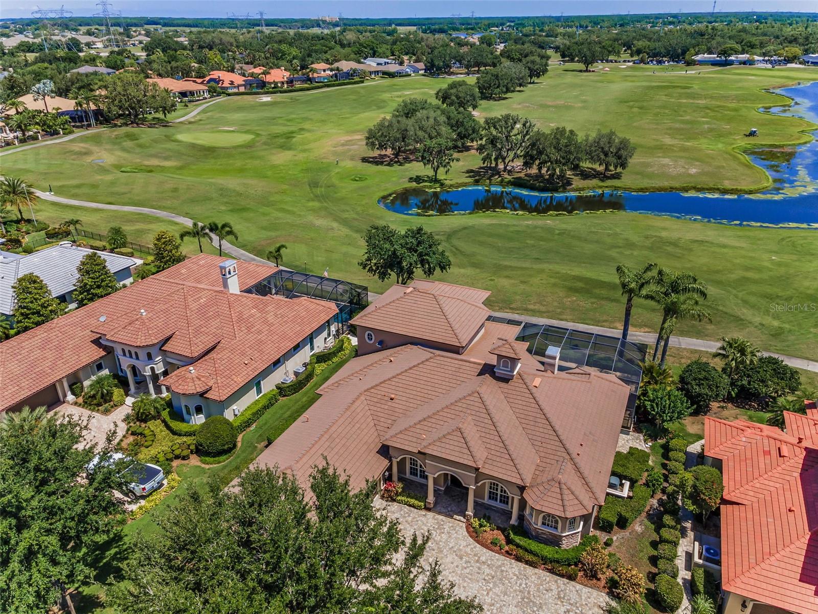 Listing photo id 77 for 9933 Milano Drive