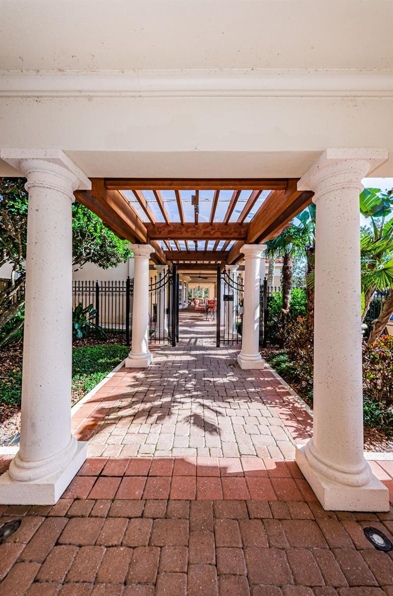 Listing photo id 91 for 9933 Milano Drive