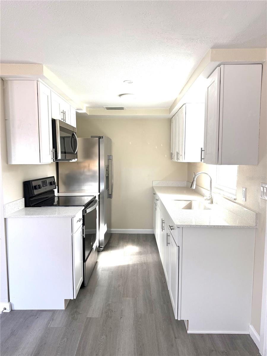 Image 19 of 32 For 5318, 5320, 5324 Cedar Lane