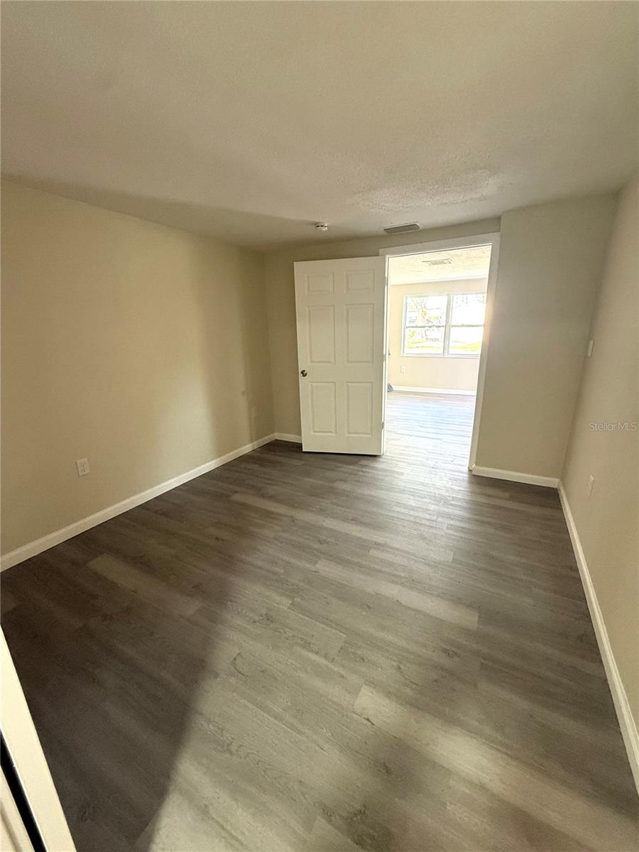 Image 28 of 32 For 5318, 5320, 5324 Cedar Lane