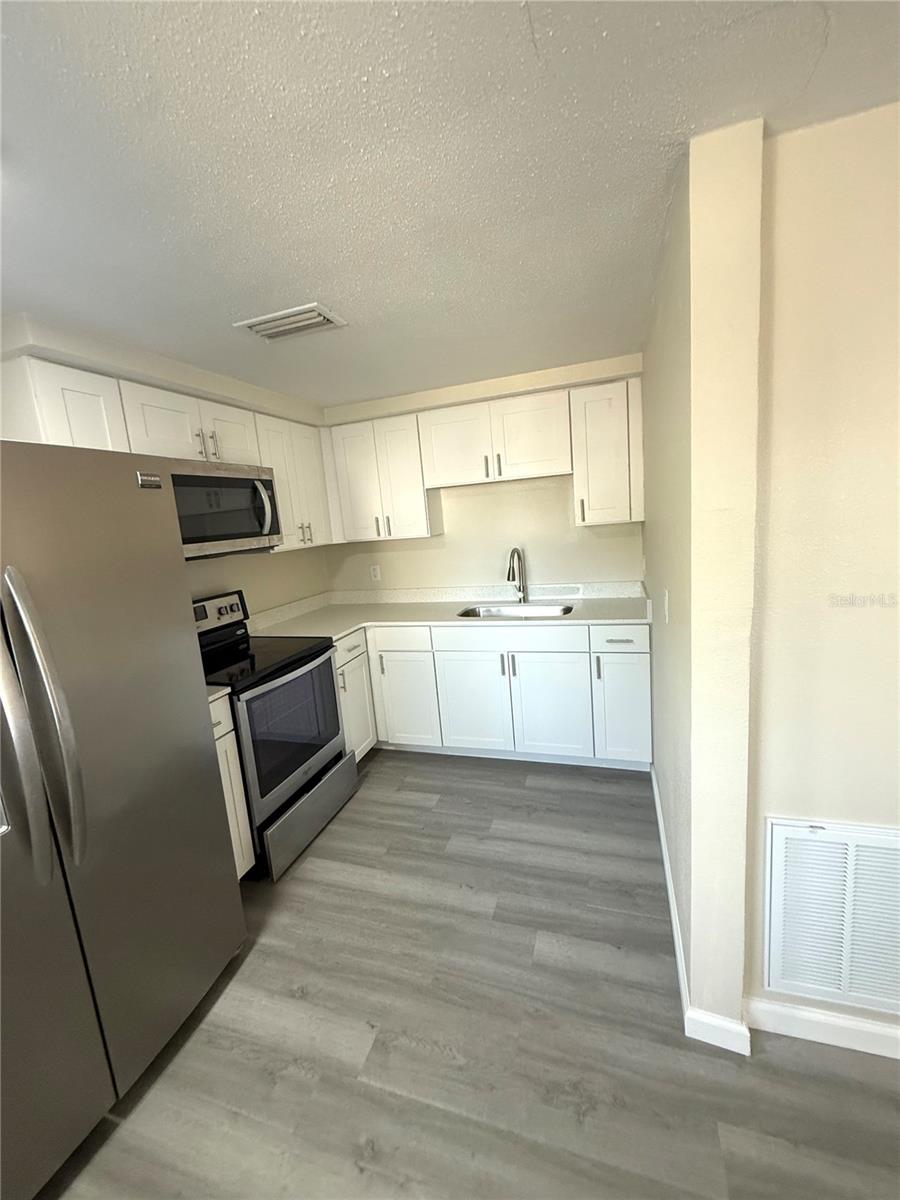 Image 30 of 32 For 5318, 5320, 5324 Cedar Lane