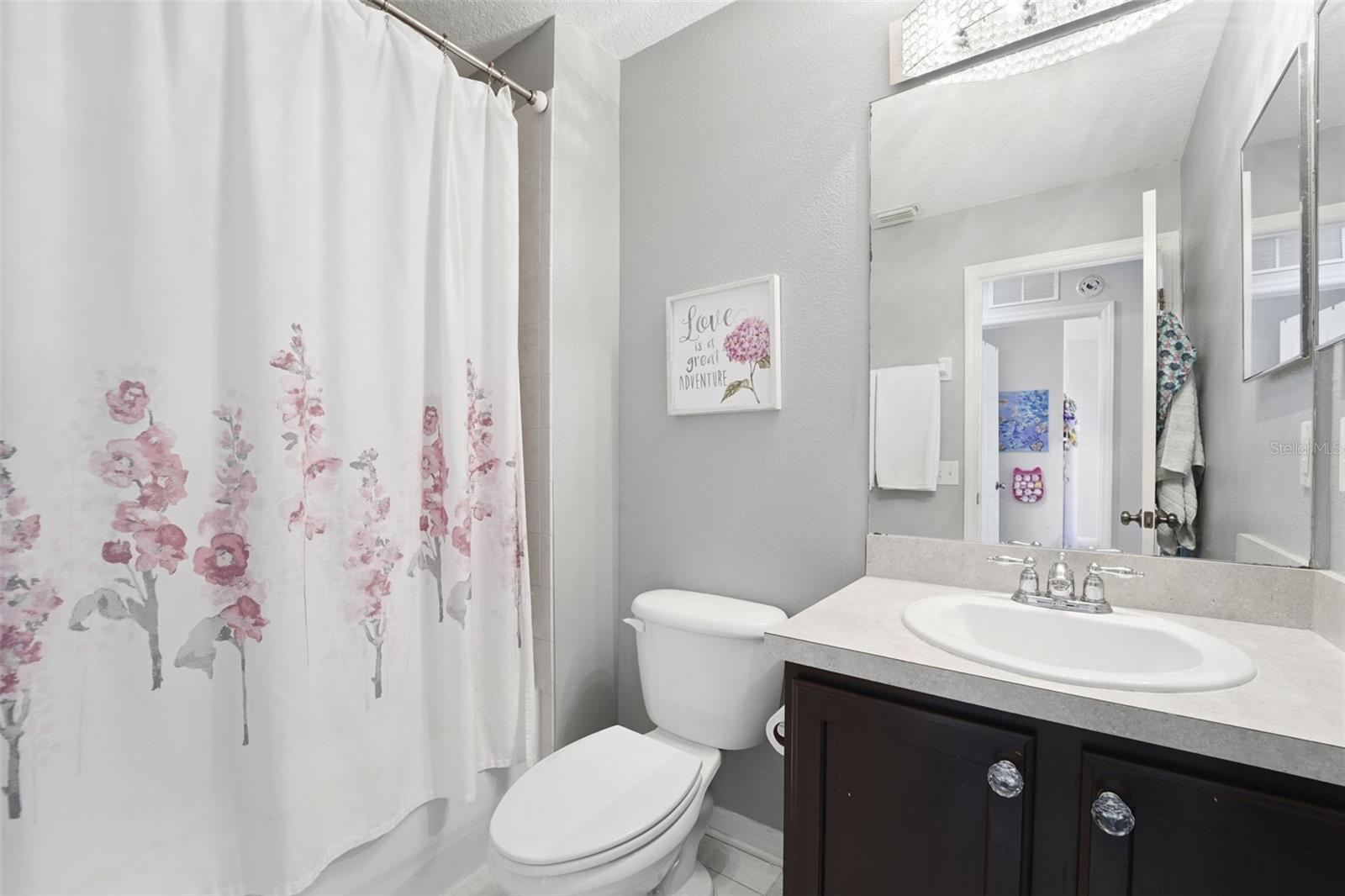 Image 23 of 27 For 17539 Hugh Lane