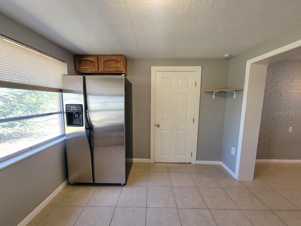 Image 10 of 23 For 4542 Grand Central Avenue