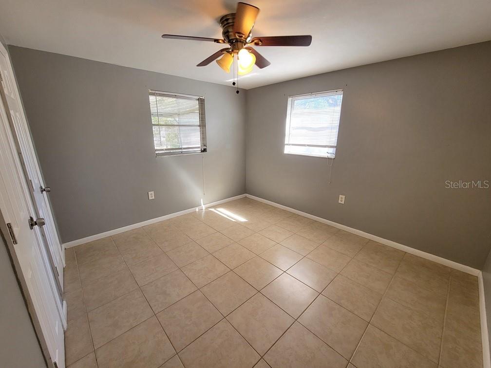 Image 11 of 23 For 4542 Grand Central Avenue