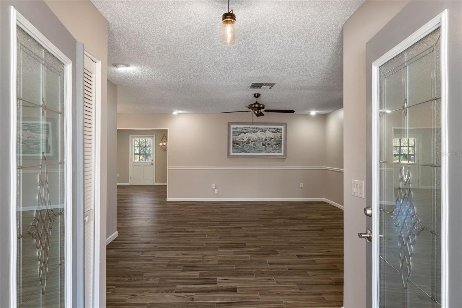 Image 10 of 74 For 6282 Darien Way