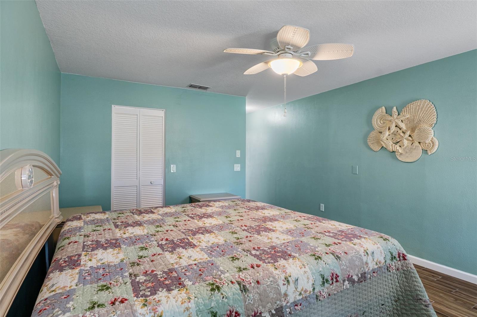 Image 28 of 74 For 6282 Darien Way