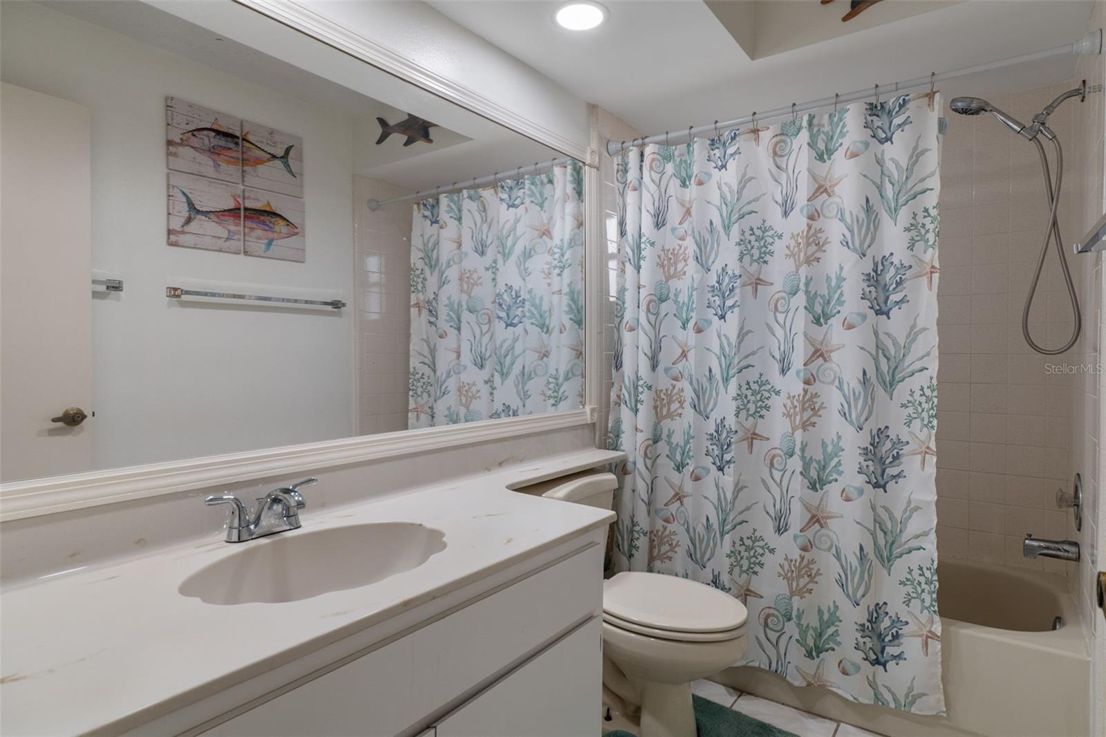 Image 31 of 74 For 6282 Darien Way