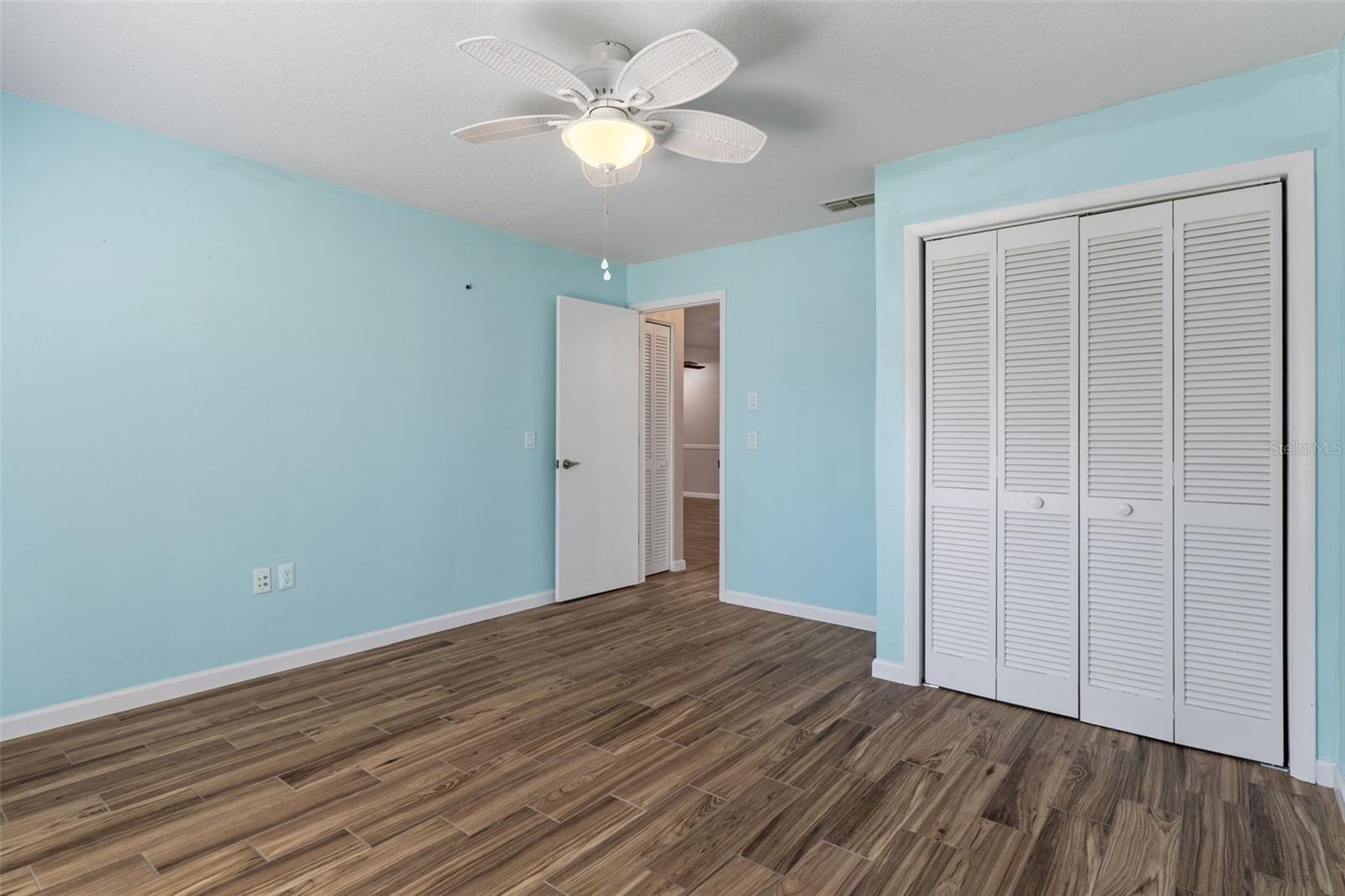 Image 34 of 74 For 6282 Darien Way