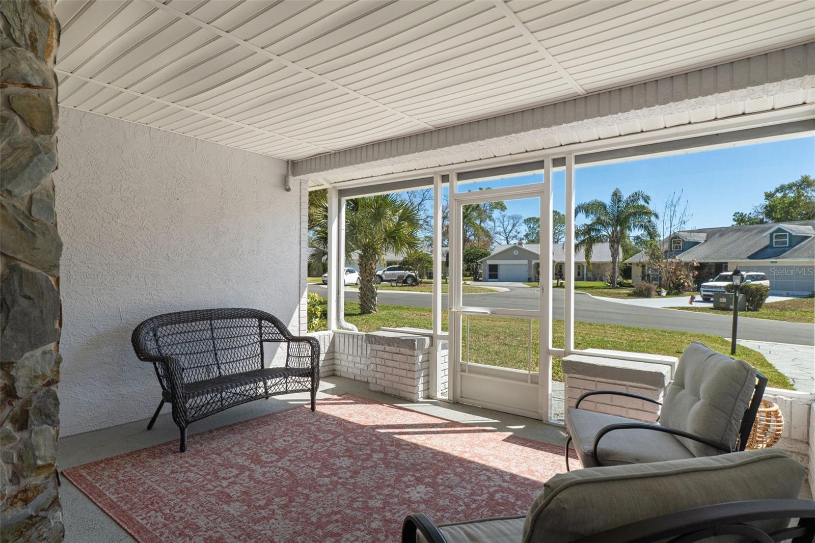 Image 38 of 74 For 6282 Darien Way