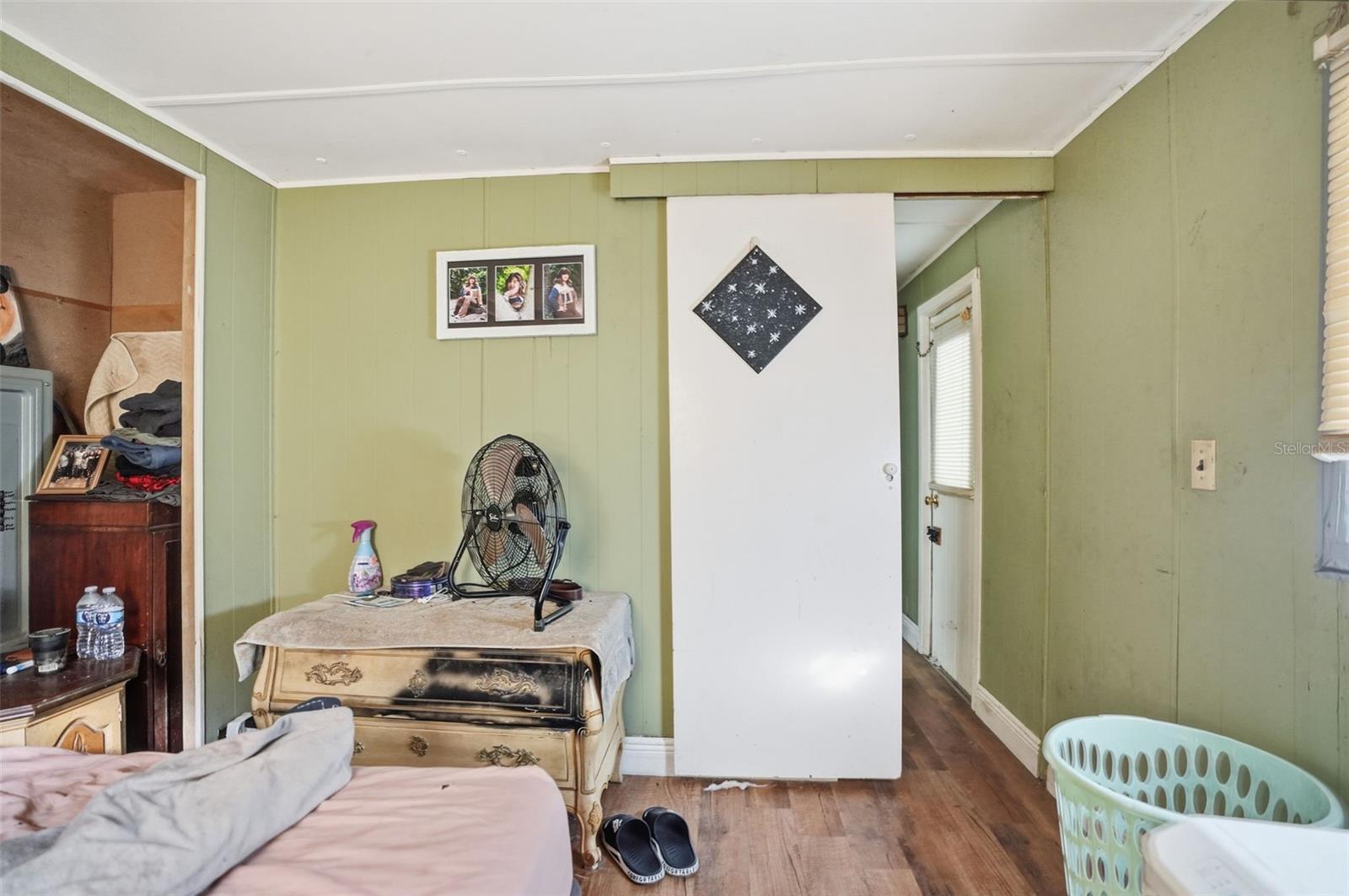 Image 6 of 25 For 9239 Ottawa Street