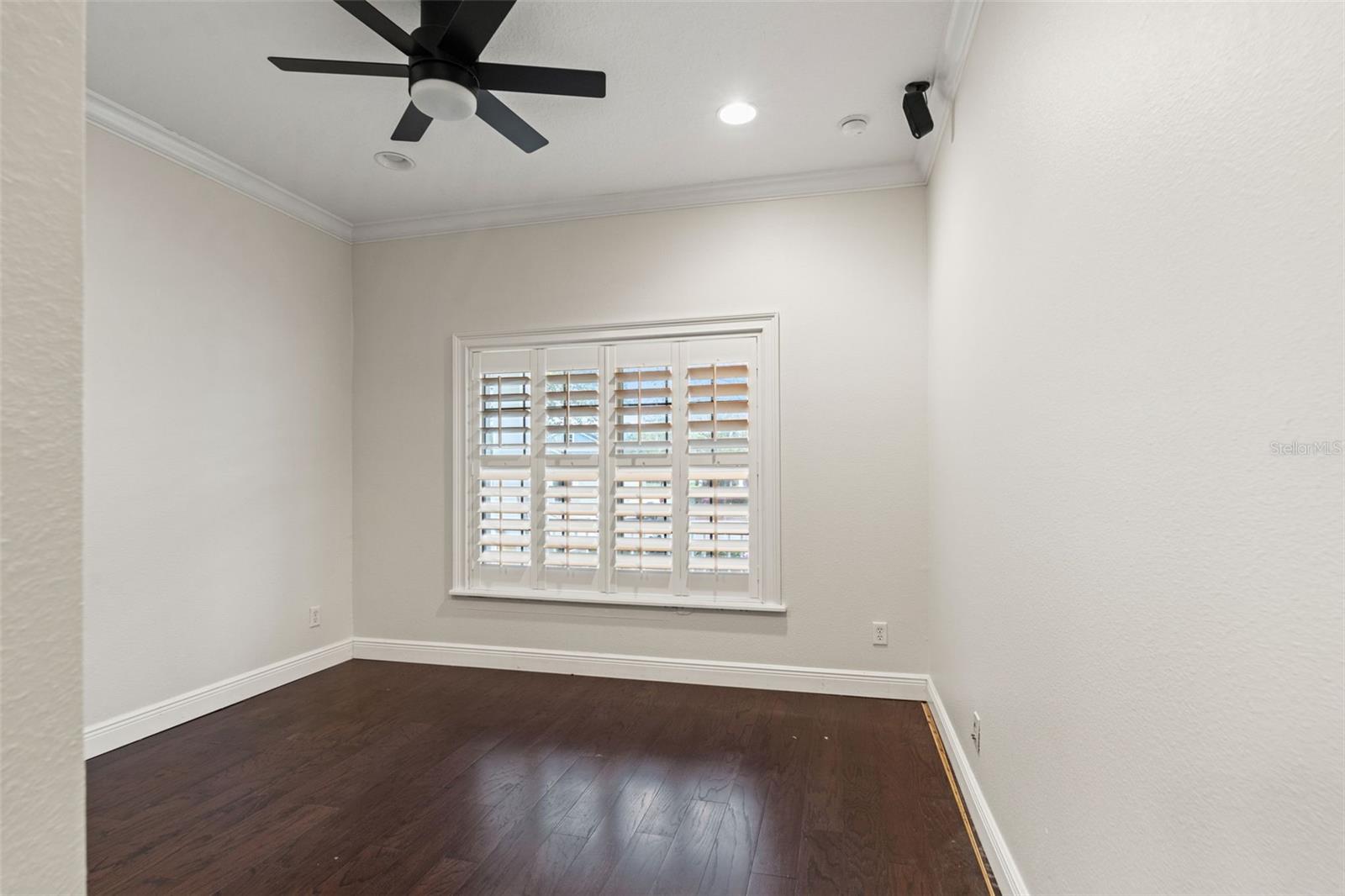 Image 12 of 96 For 19571 Lily Pond Court