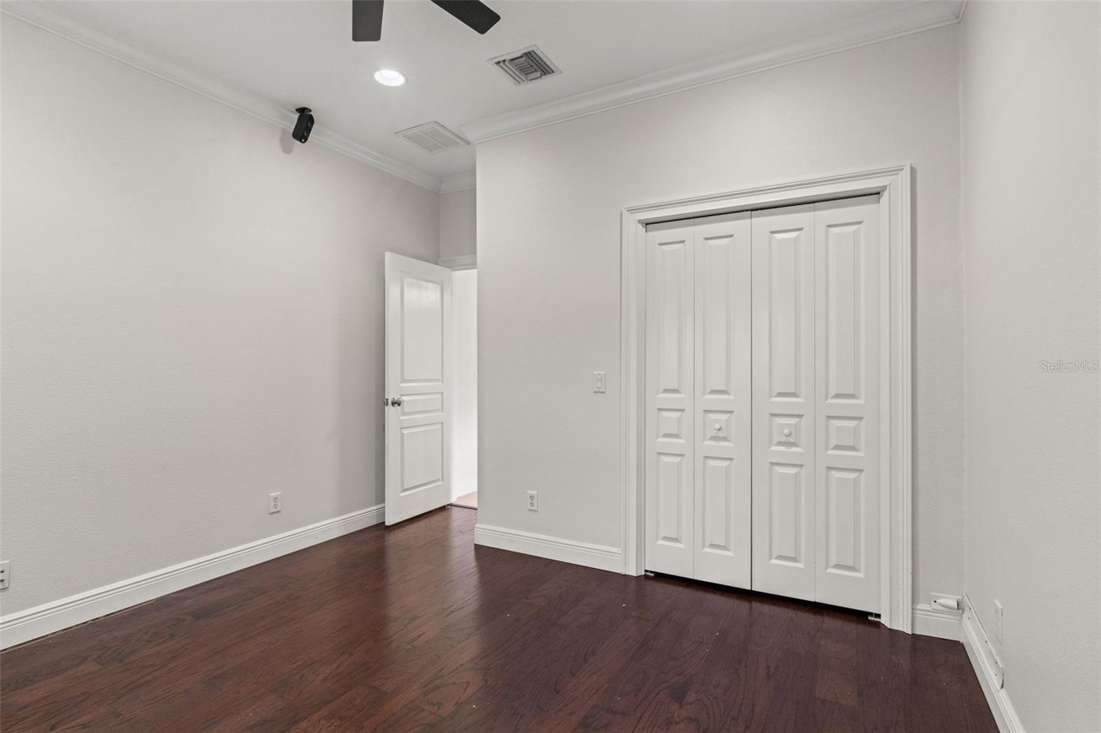 Image 13 of 96 For 19571 Lily Pond Court