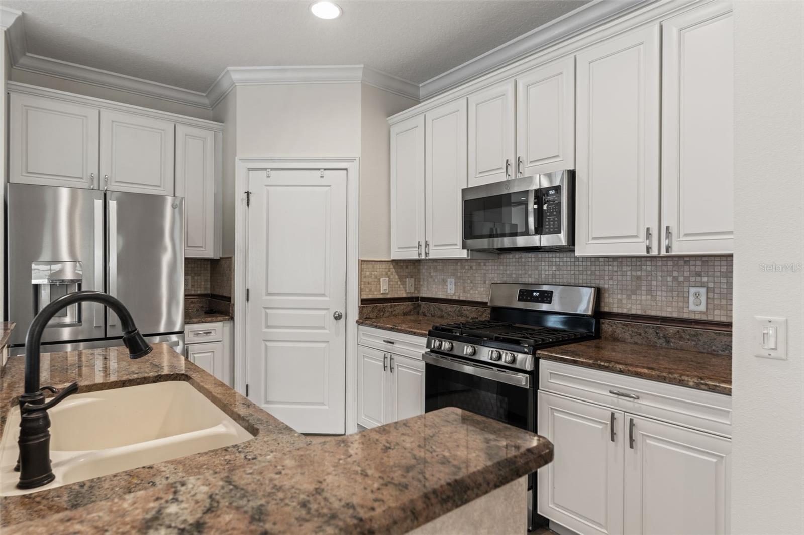 Image 30 of 96 For 19571 Lily Pond Court